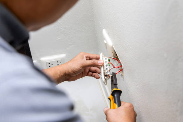 Best Licensed Electrician  in San Luis, AZ